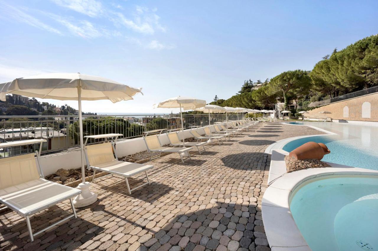 Modus Vivendi 315 Aparthotel Sanremo Exteriör bild